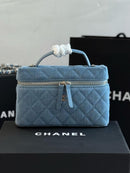 Chanel - Sac à bandoulière 18cm Rose/Bleu Clair/Blanc
