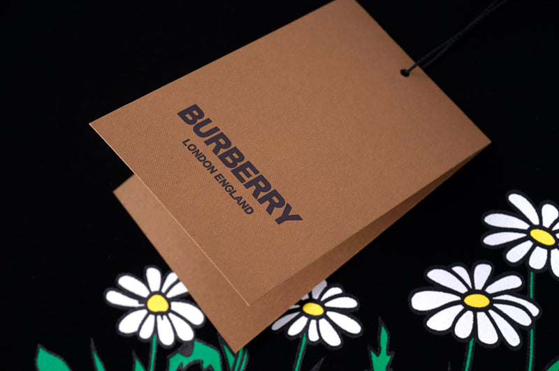 Burberry - T-shirt Burberry avec motif floral coloré - Noir