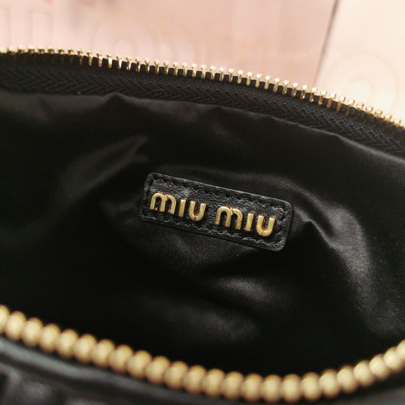 Miumiu - Wander matelassé nappa leather hobo bag
