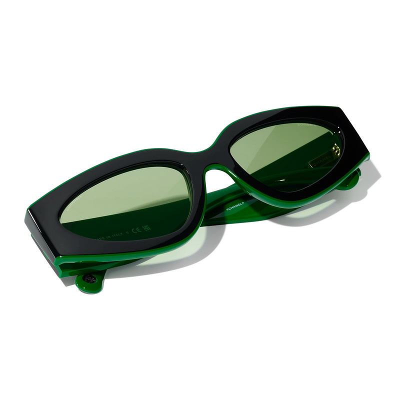 Chanel - Lunettes de soleil de Chat Vert