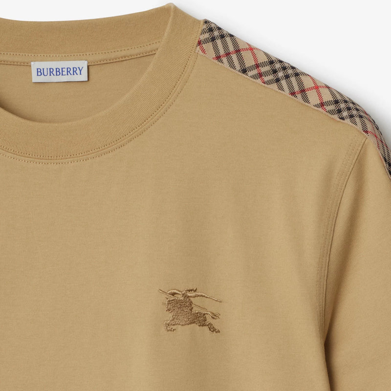Burberry - T-shirt en coton avec étiquette Flax