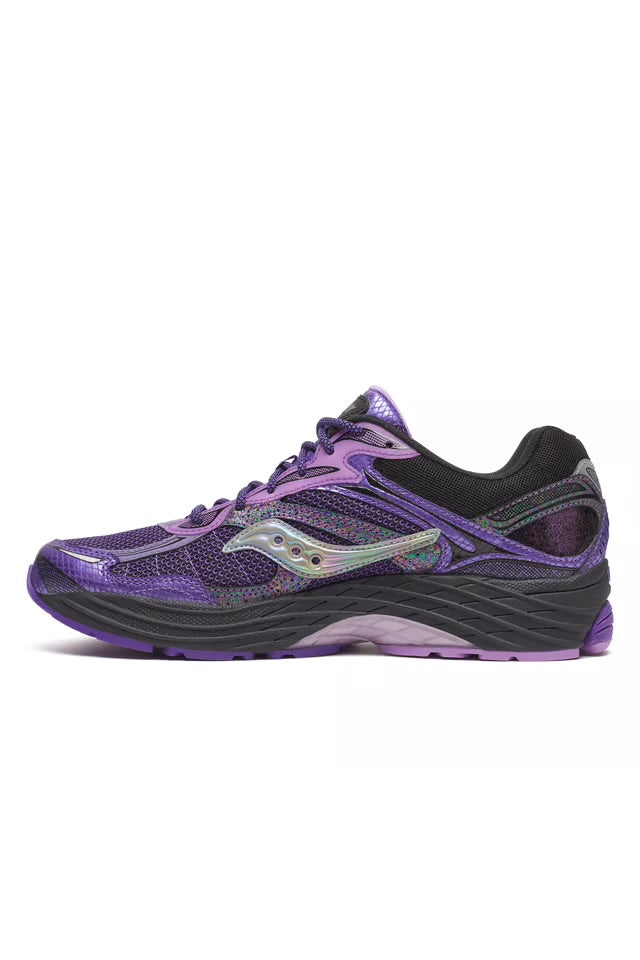 SAUCONY PROGRID OMNI 9 GLOWACONSTRICTOR PINK OLOGRAPHIC