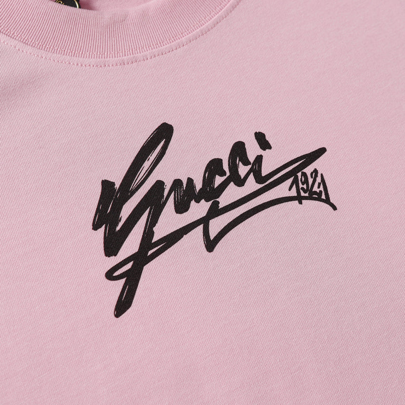 Gucci - T-shirt avec logo Gucci 1921 - Rose