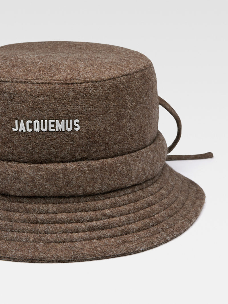 Le bob Gadjo Marron foncé