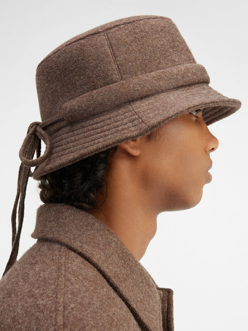 Le bob Gadjo Marron foncé