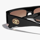 Chanel - Lunettes de soleil carrées Noir