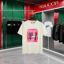 Gucci - T-shirt avec un design coloré et logo Gucci - Crème