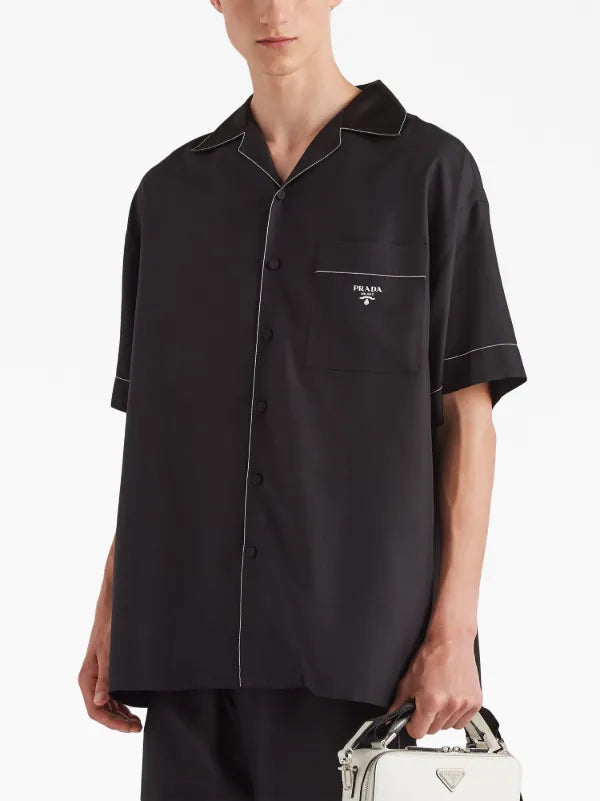 Prada - Chemise en soie à logo brodé Noir