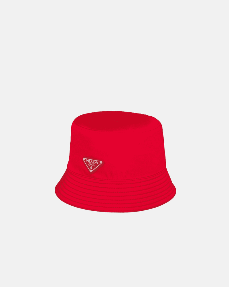 Prada - Bob avec plaque PRADA (7 coloris)