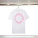 Burberry - T-shirt Burberry avec logo sur la poitrine et motif de laurier à l'arrière - Blanc