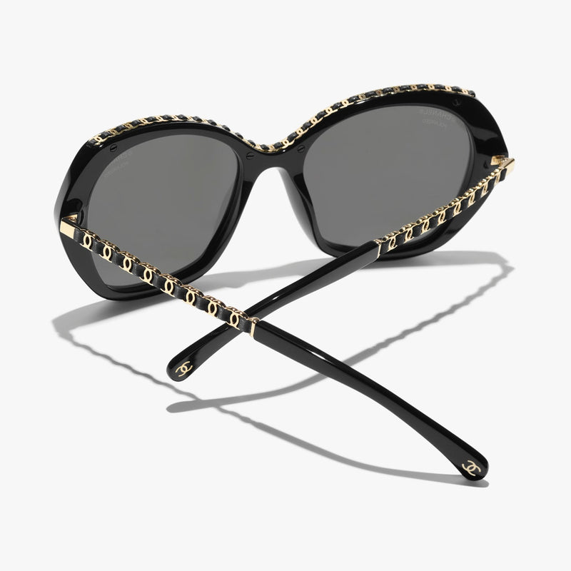 Chanel - Lunettes de soleil Papillon Noir