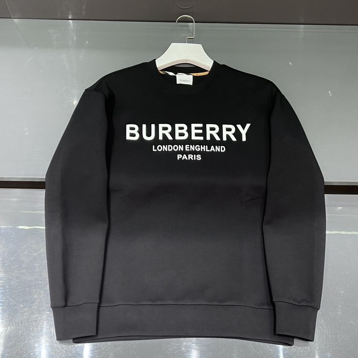 Burberry - Pull en coton logo Burberry Noir / Blanc