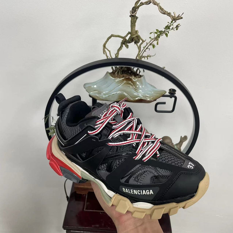 Balenciaga Track "Hot One"