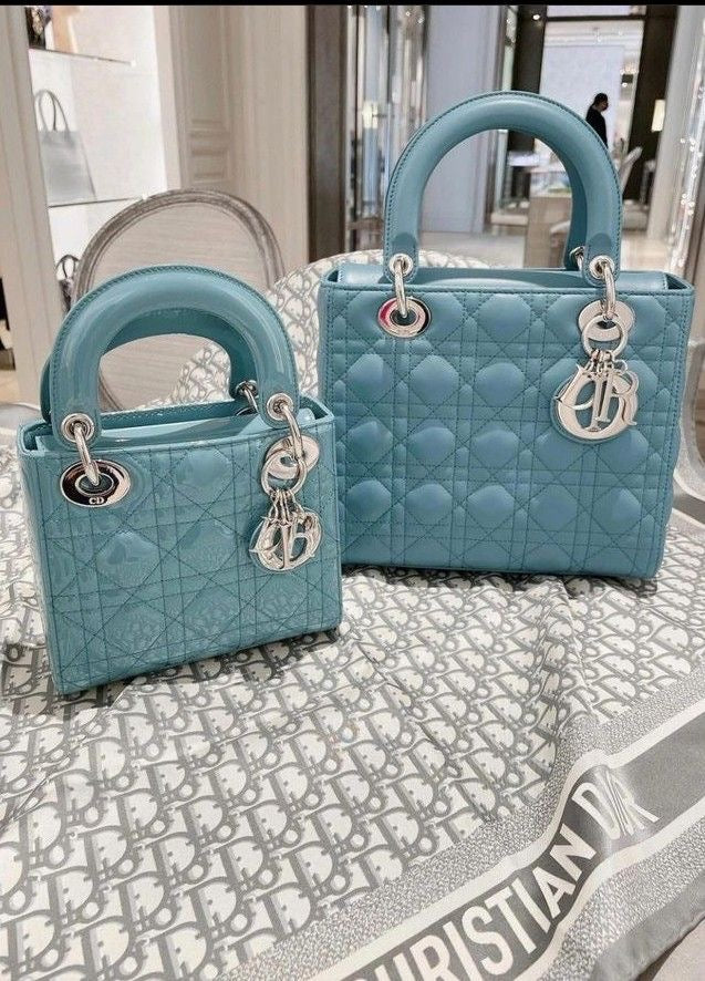 Dior - Sacs Lady Dior Petit & Grand Bleu II (2 tailles)