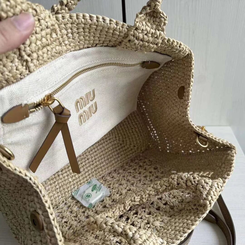 Miumiu - Raffia-effect woven handbag
