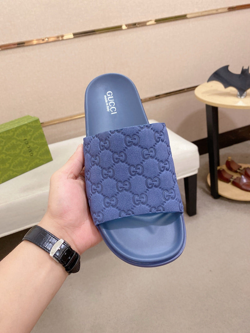 Gucci - Mules en Daim GG Bleu Clair