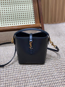 YSL - Sac seau Le 37 Small en cuir