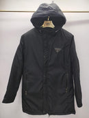 Prada - Veste à capuche longue avec plaque PRADA Noir