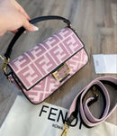 Fendi - Wallet On Chain Baguette Rose Pâle