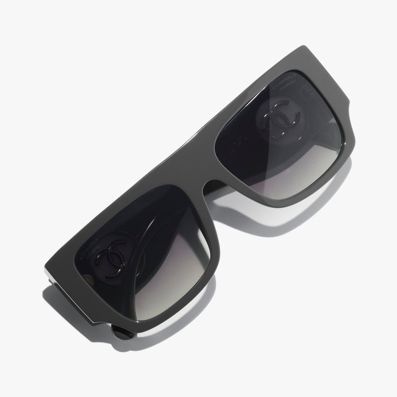 Chanel - Lunettes de soleil carrées Gris