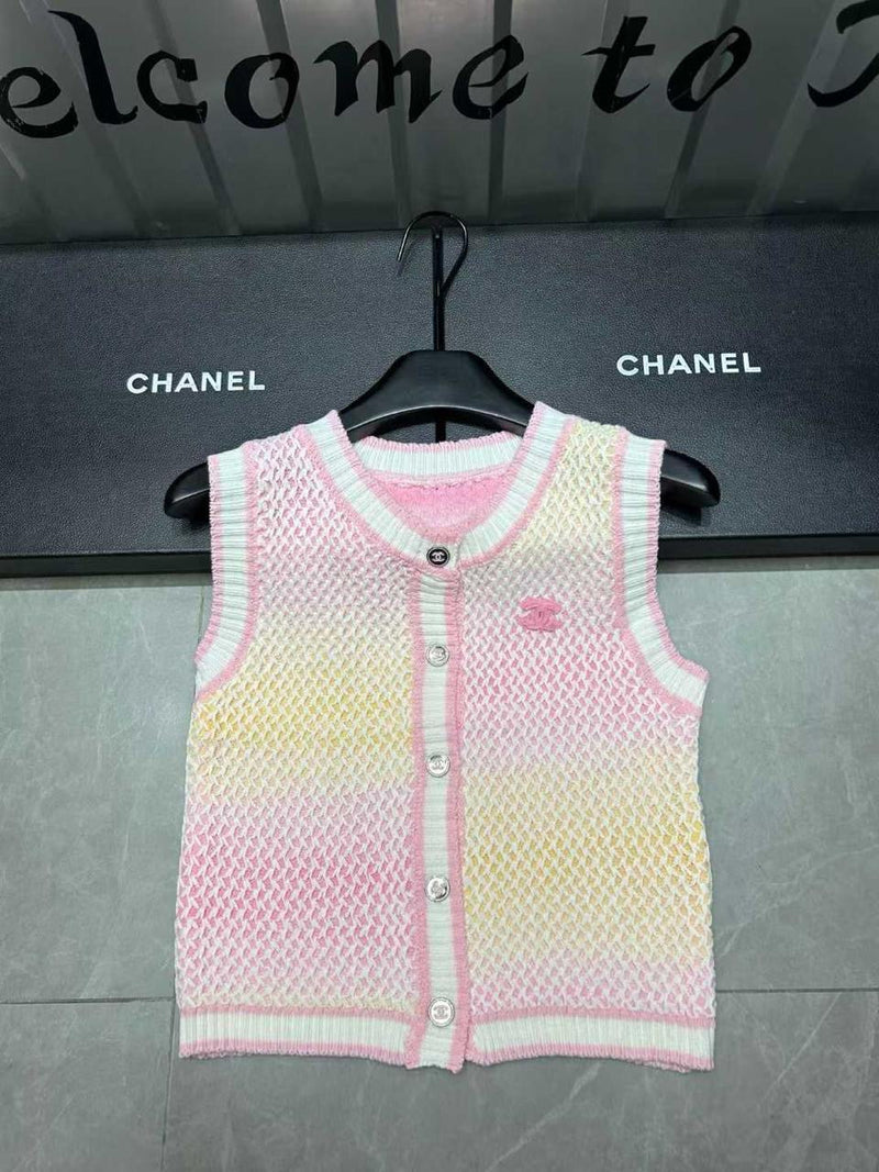 Chanel - T-shirt à bouton avec logo Chanel Rose/Jaune