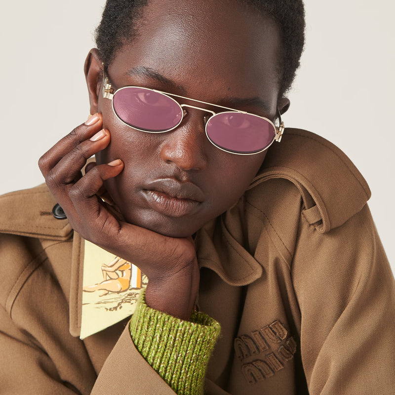 Miu Miu - Lunettes de soleil Logo Verres Amarante