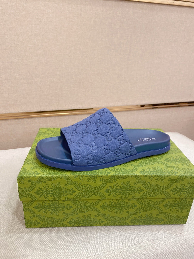 Gucci - Mules en Daim GG Bleu Clair