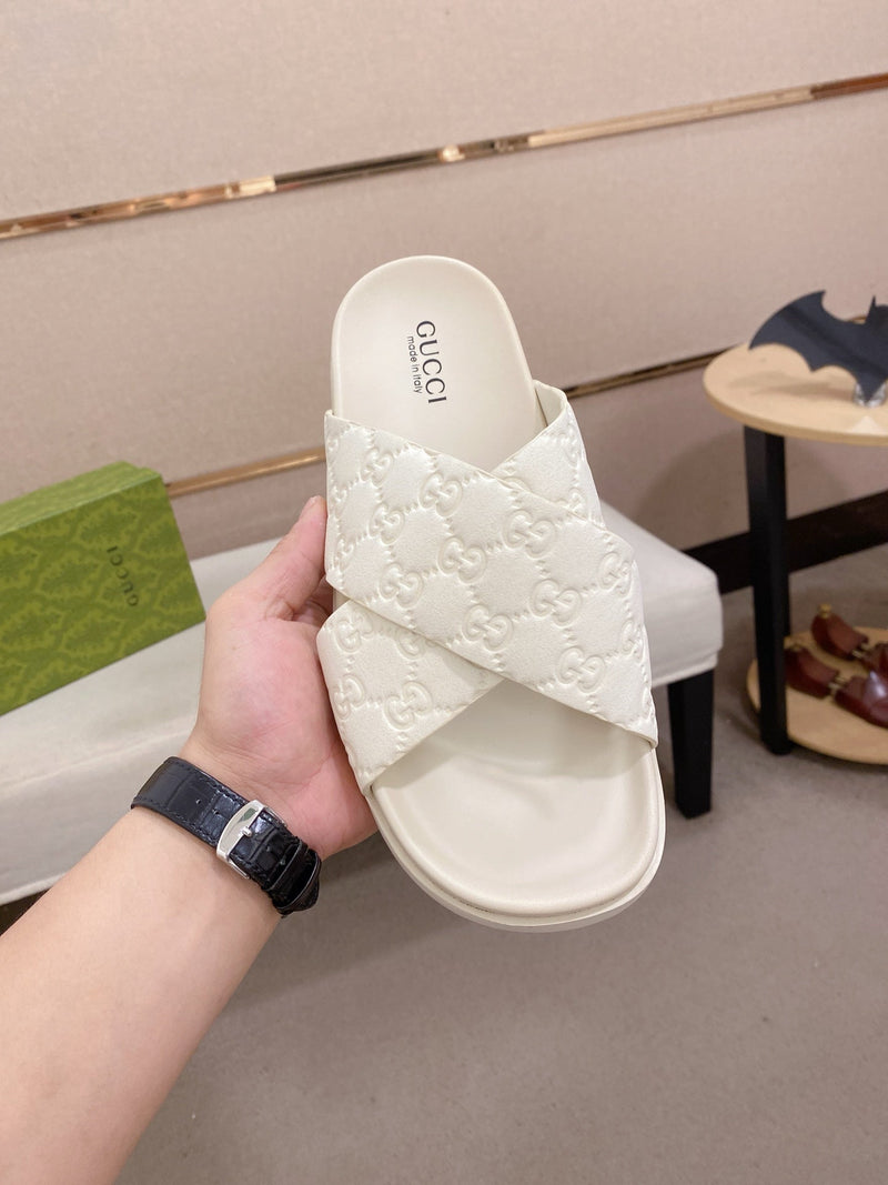 Gucci - Mules en Daim GG Blanc II