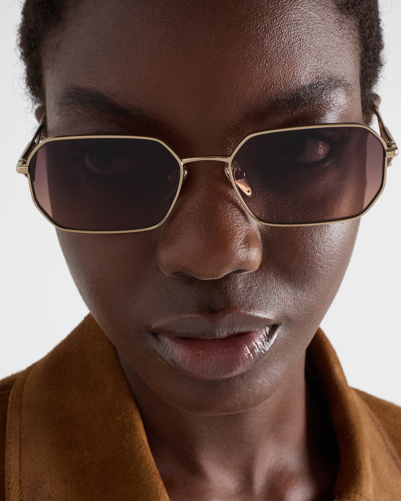 Prada - Lunettes De Soleil avec logo triangulaire Verres Caramel Dégradés