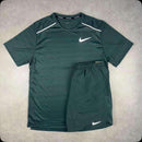 Nike - Ensemble Nike running Vert