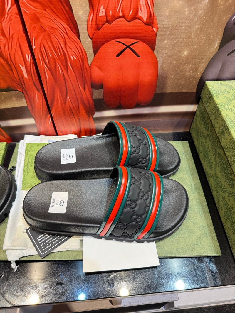 Gucci - Sandale Gucci Noir avec Bandes Colorés Rouge/Vert