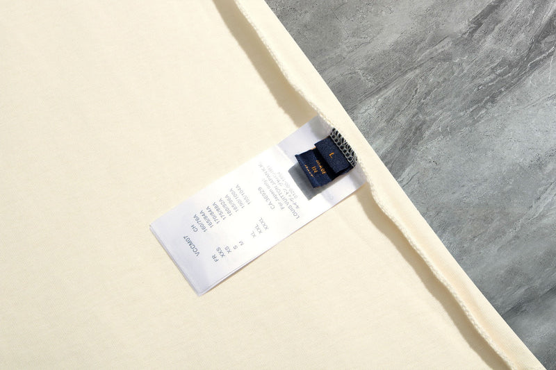 Louis Vuitton - T-shirt manches courtes lettres Multicolores Beige