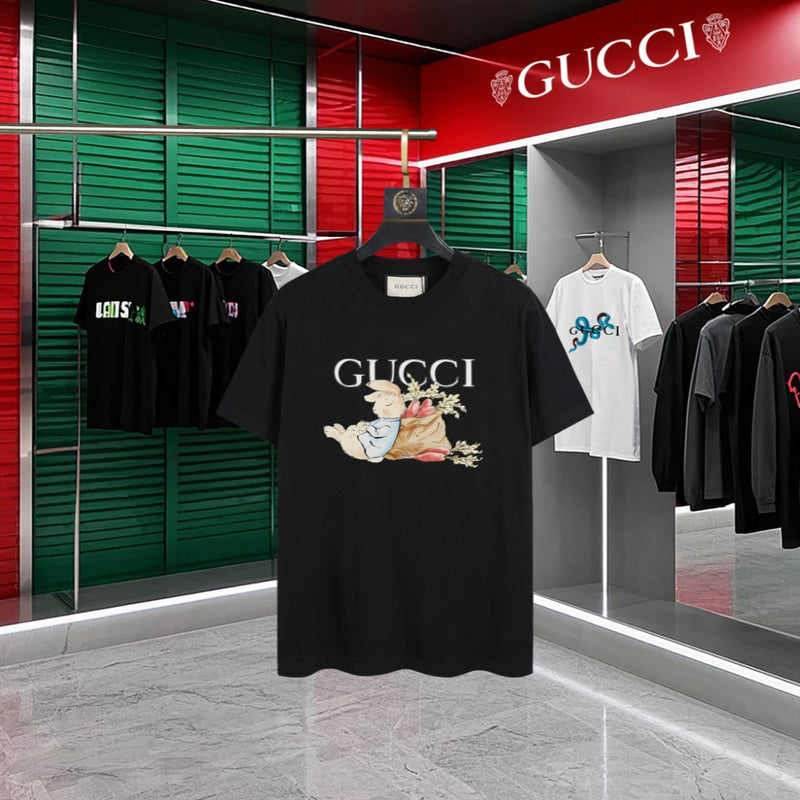 Gucci - T-shirt avec un design illustré et logo Gucci - Noir