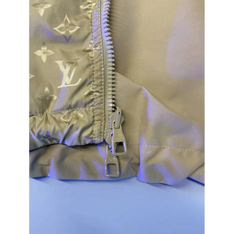 Louis Vuitton - Veste réfléchissante monogramme LV