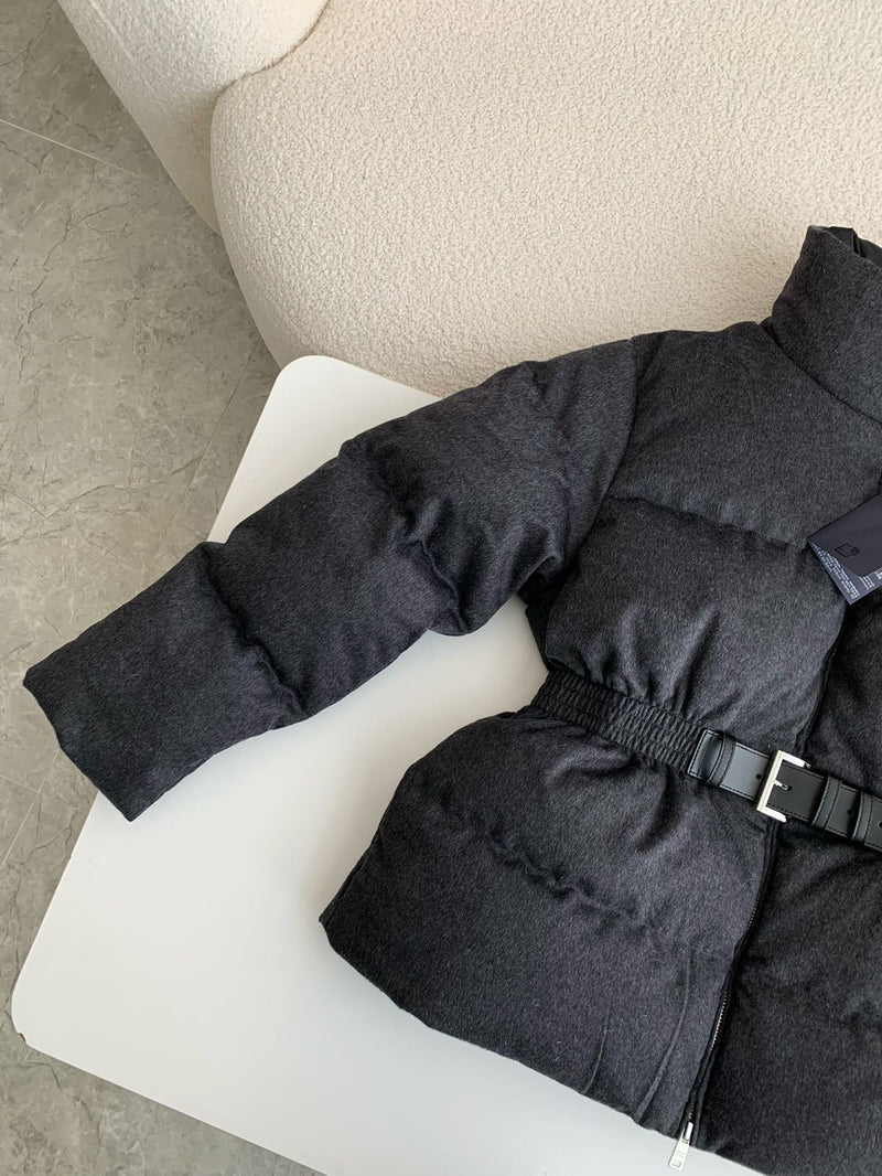 Prada - Doudoune Prada avec ceinture Noir F