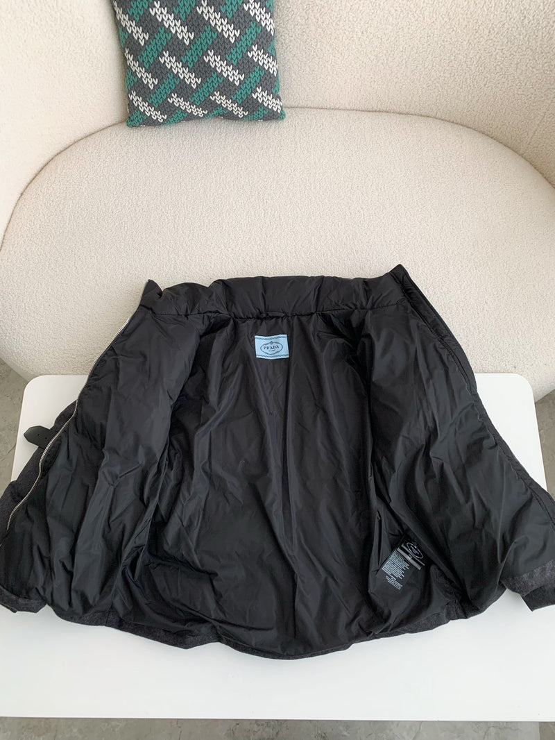 Prada - Doudoune Prada avec ceinture Noir F