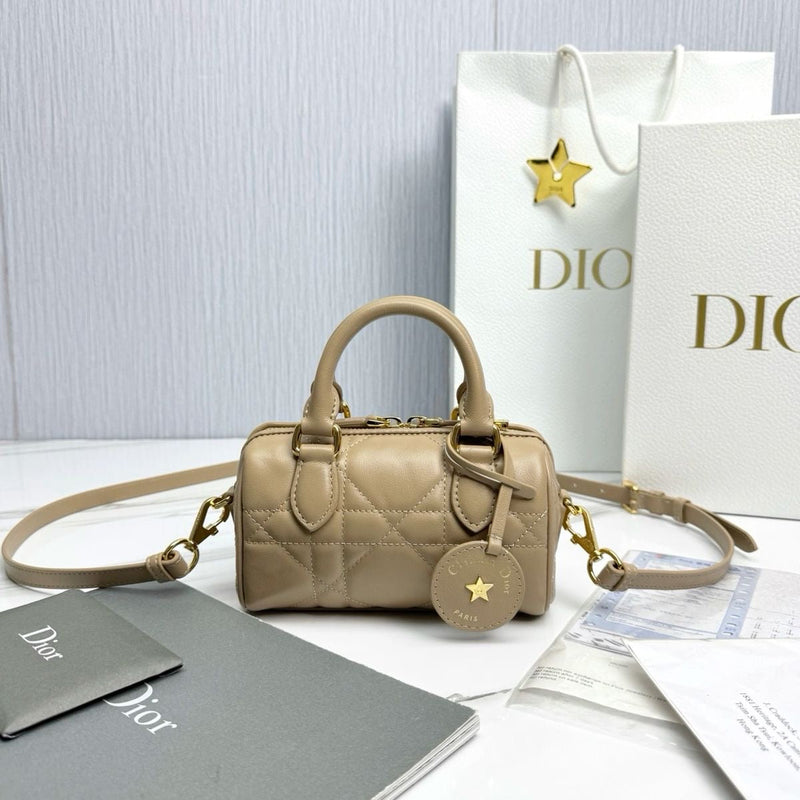 Dior - Sac Dior Groove 17 Cuir (3 coloris)