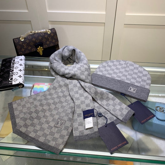 Louis Vuitton - Bonnet + écharpe LV Gris II
