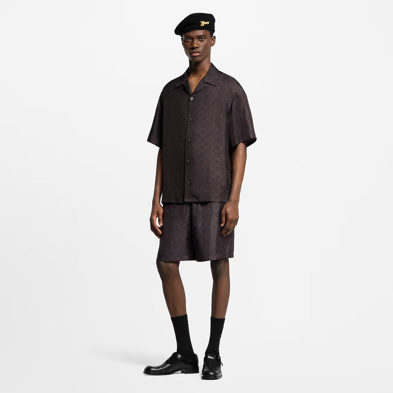 Louis Vuitton - Ensemble SHORT + CHEMISE imprimé Monogram en soie