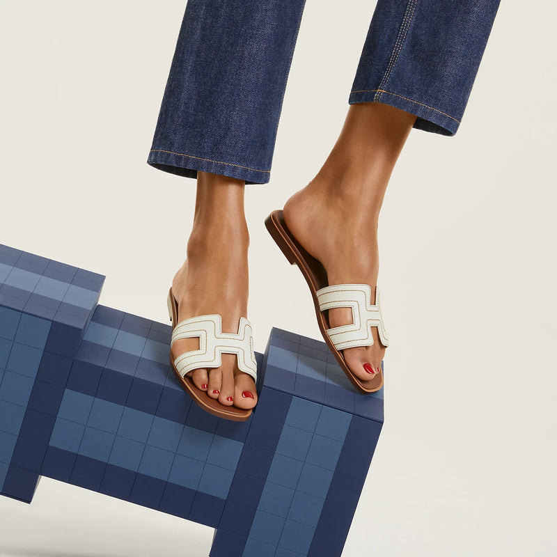 Hermès - Sandales Oran Blanc brodé