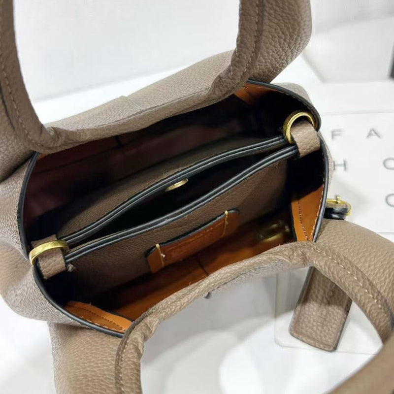 COACH - Lana Shoulder Bag 23