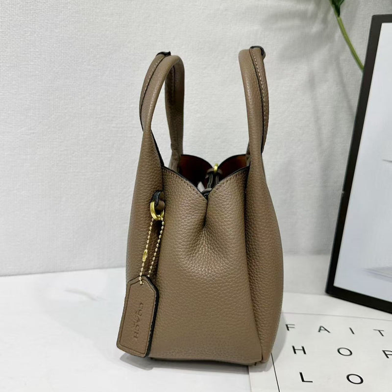COACH - Lana Shoulder Bag 23