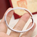 Cartier - Bracelet diamants Love