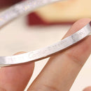 Cartier - Bracelet diamants Love