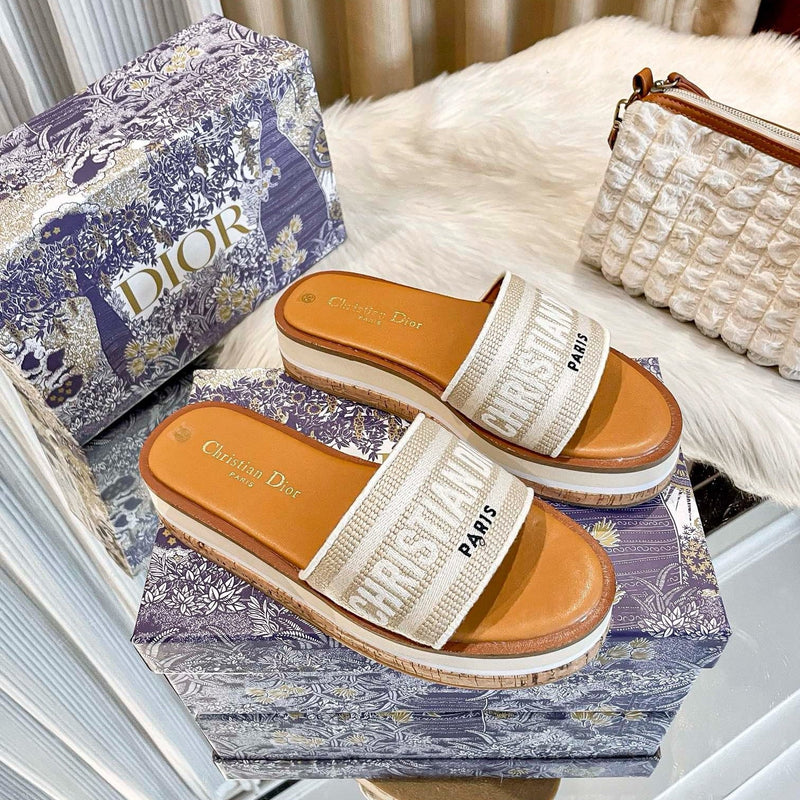Dior - Dway Platform Slide Natural