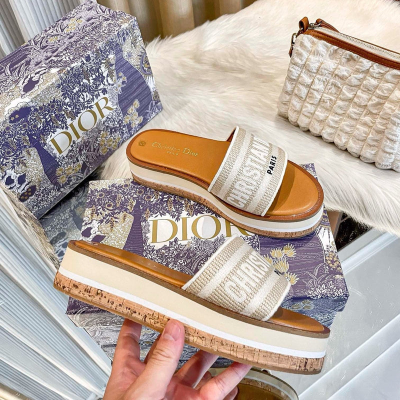 Dior - Dway Platform Slide Natural