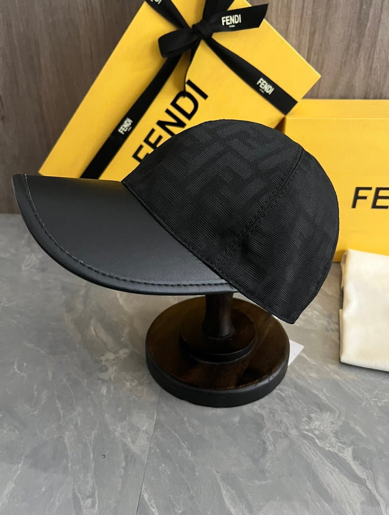 Fendi - Casquette Cuir/Noir