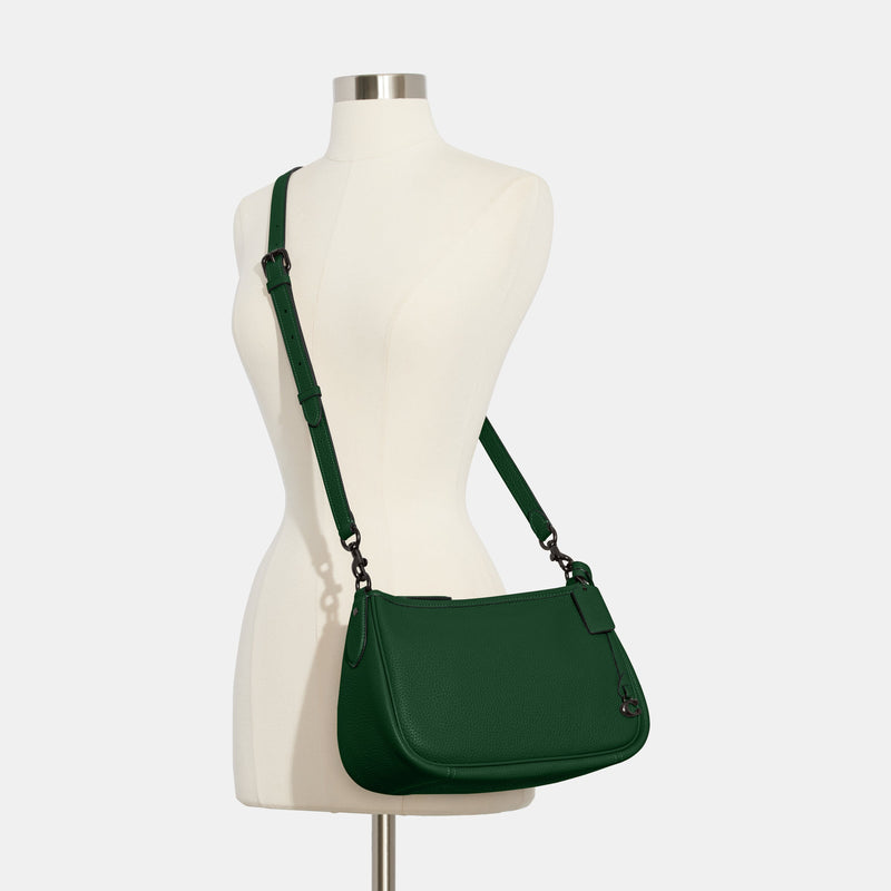 Cary Crossbody