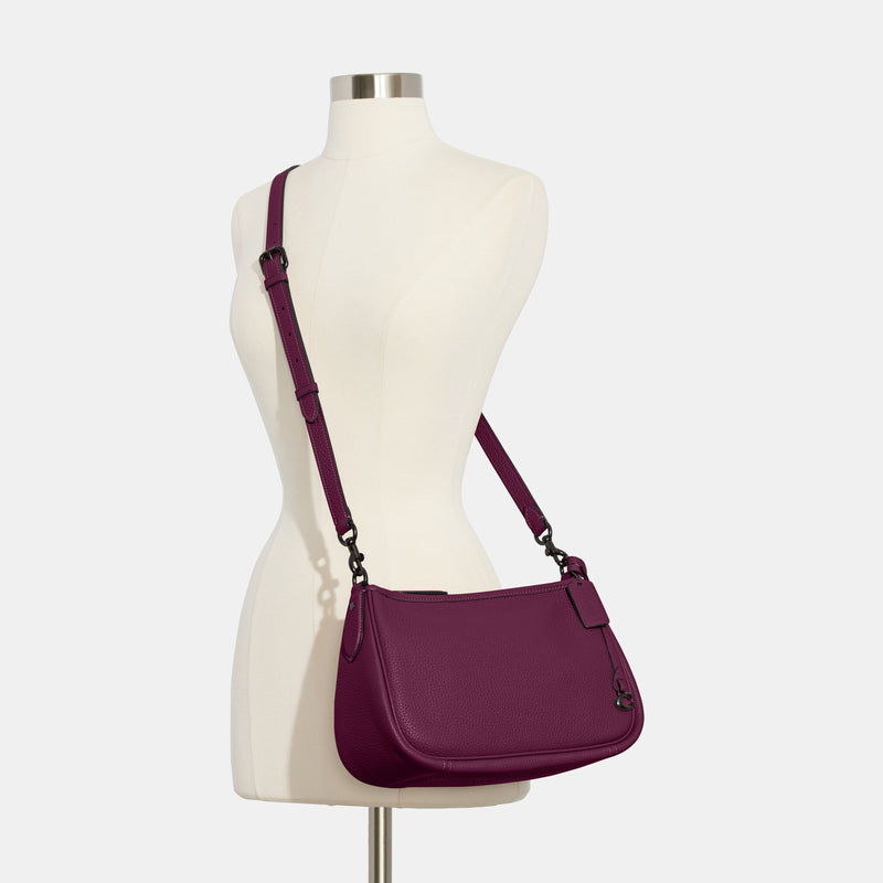 Cary Crossbody