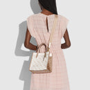 Field Tote 22 With Horse And Carriage Print